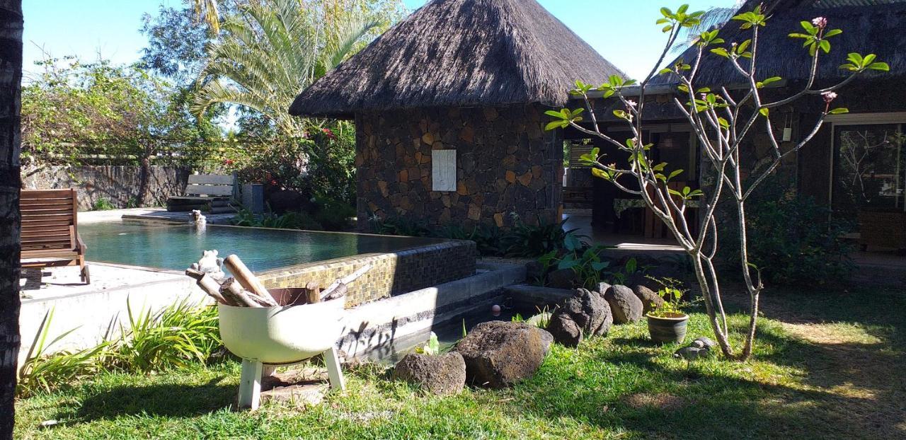 Brahmanhut - Eco Hut Experience In Harmony With Nature, Wellbeing And Spirit Bain Boeuf エクステリア 写真